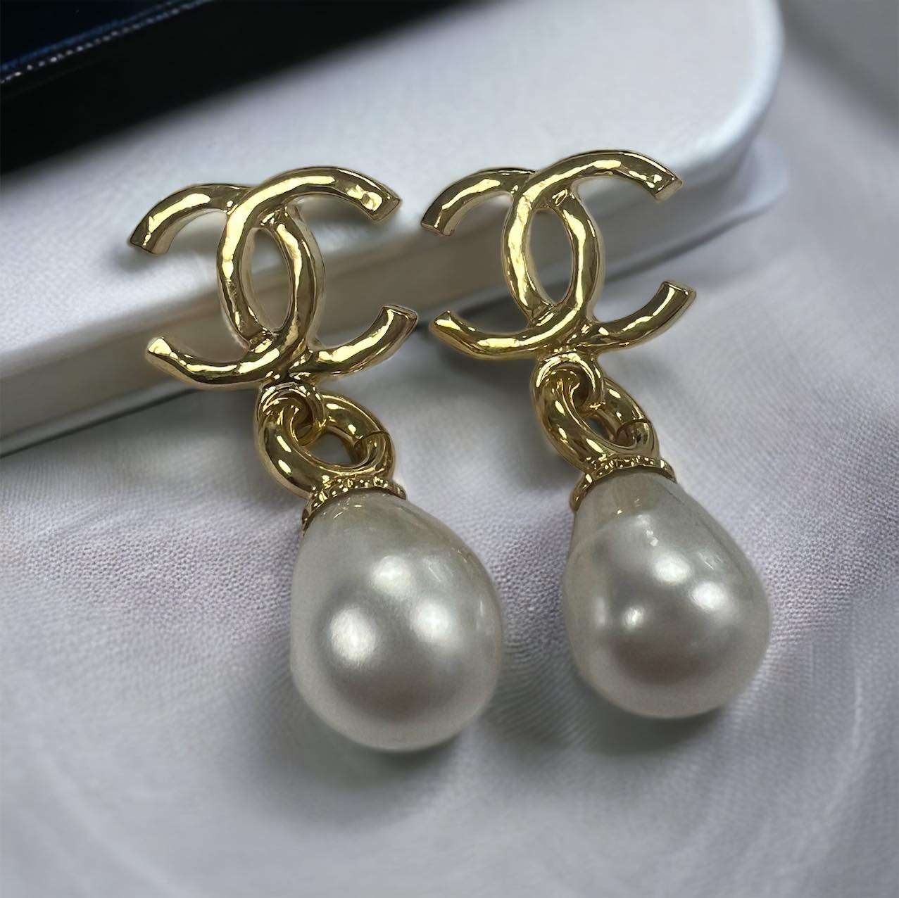 Boucles d'oreilles Chanel – Image 3
