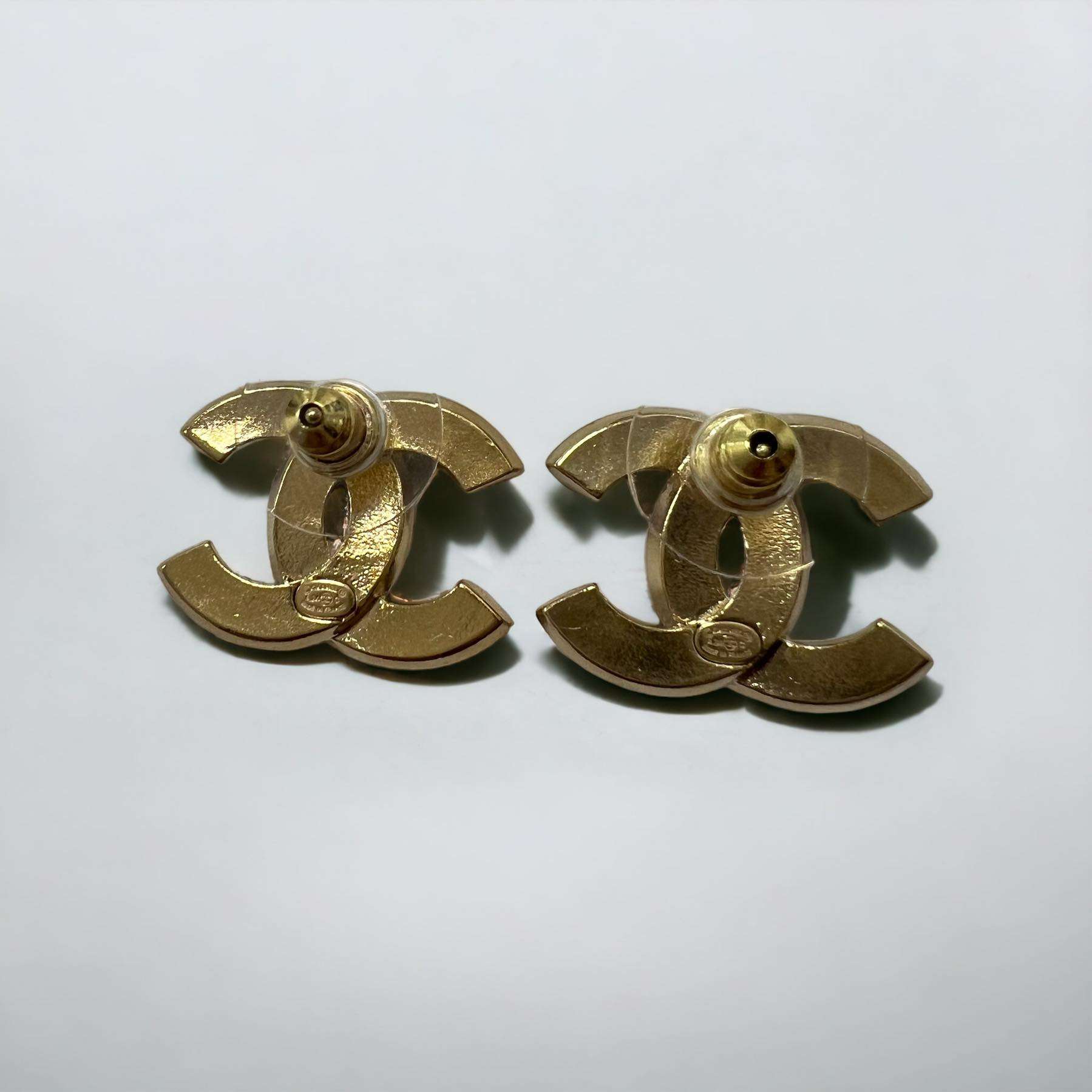 Boucles d'oreilles Chanel – Image 4