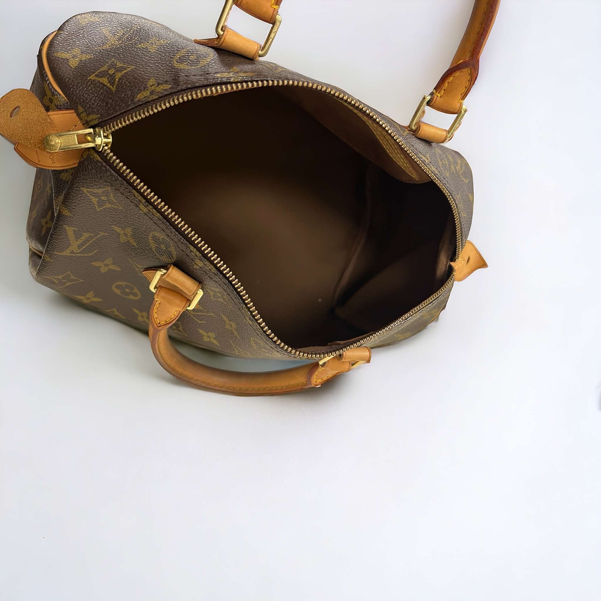 Sac à main Louis Vuitton Speedy 30 monogramme marron – Image 8