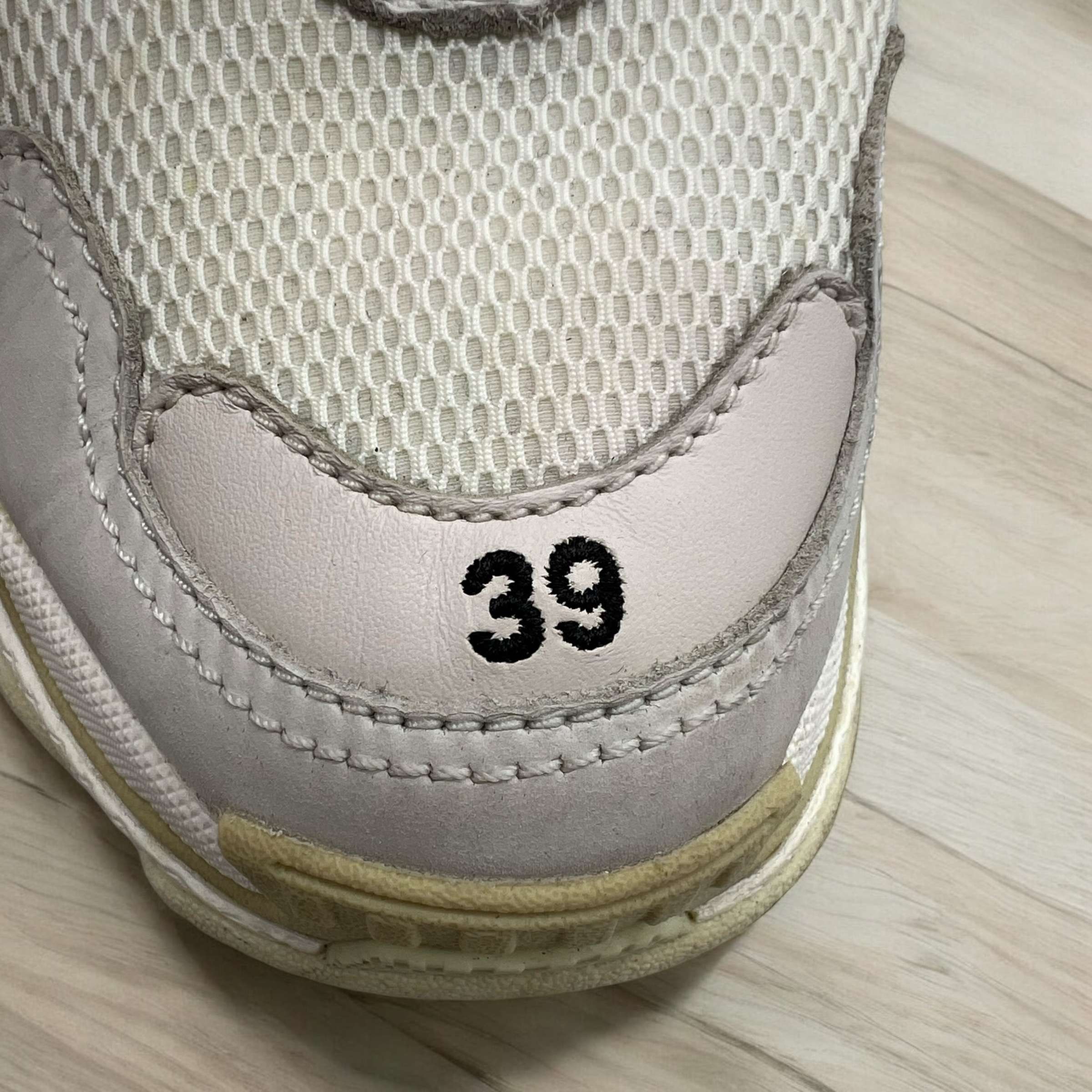 Sneakers triple s Balenciaga T39 – Image 12