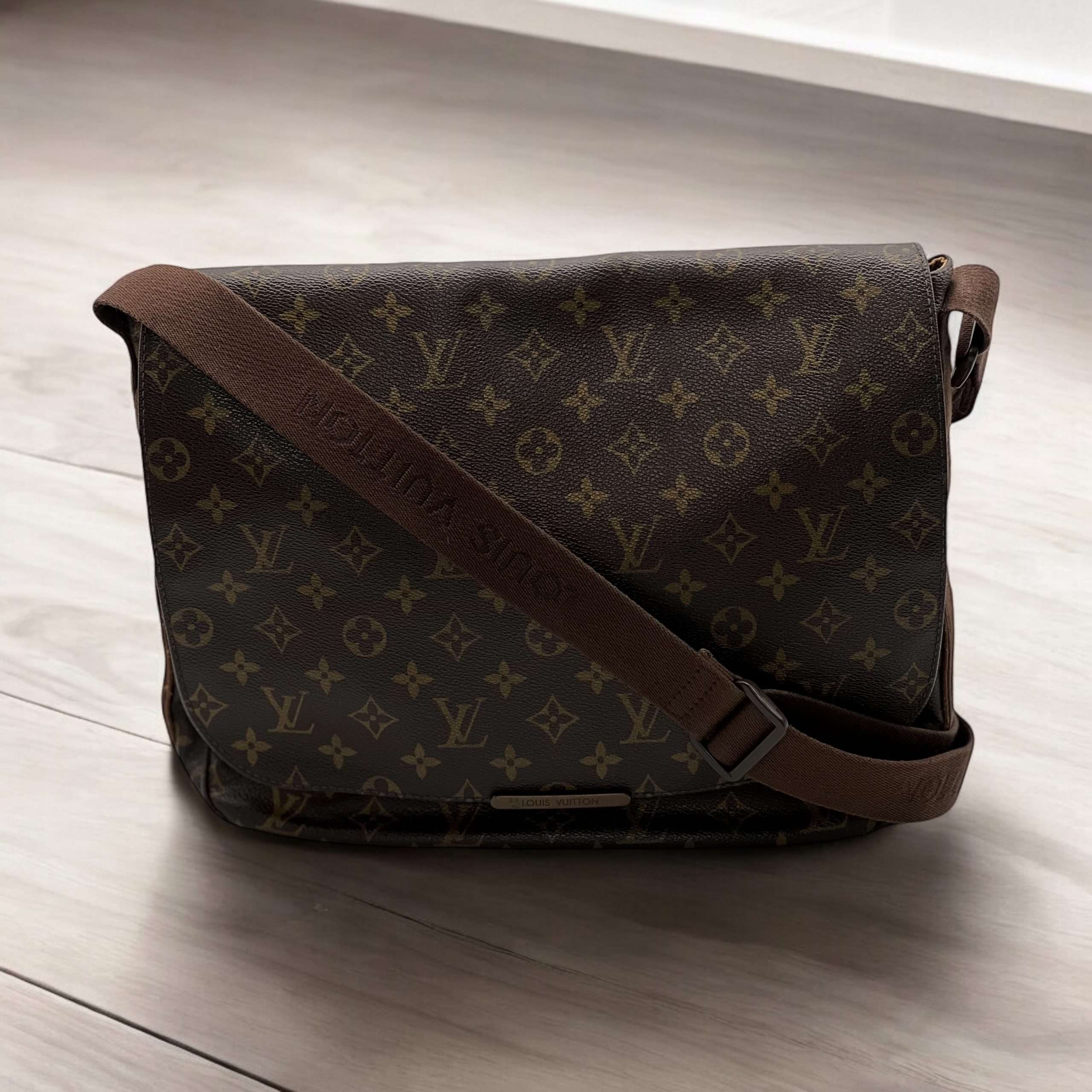 Sac bandoulière Louis Vuitton Messenger marron – Image 3