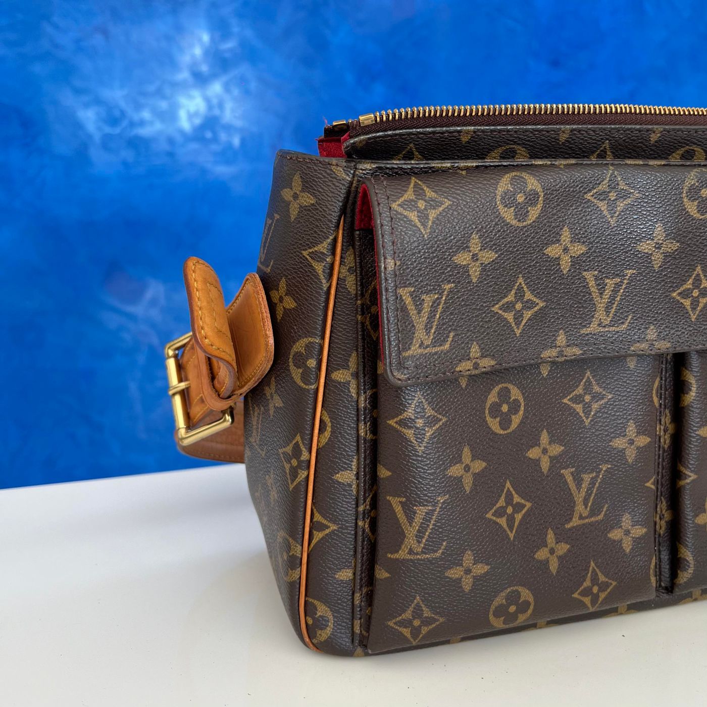 Sac à main Louis Vuitton Viva cité – Image 3