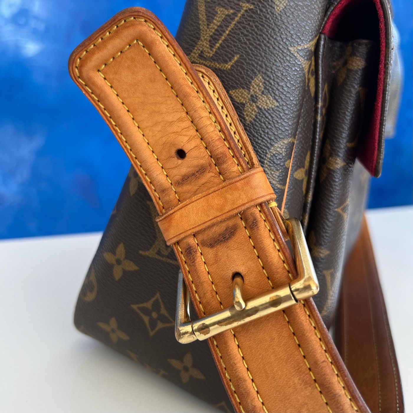 Sac à main Louis Vuitton Viva cité – Image 15