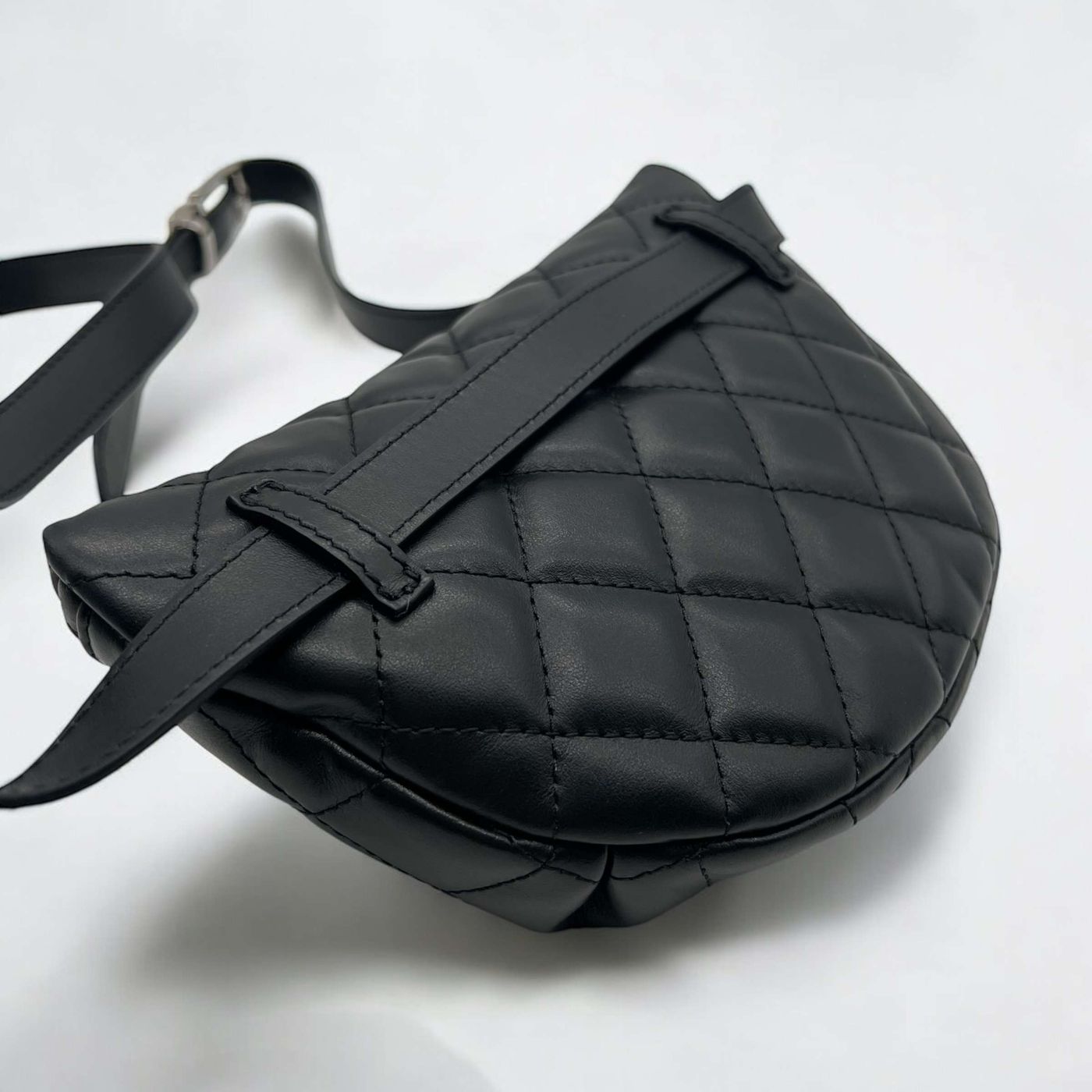 Sac banane Chanel cuir noir – Image 7