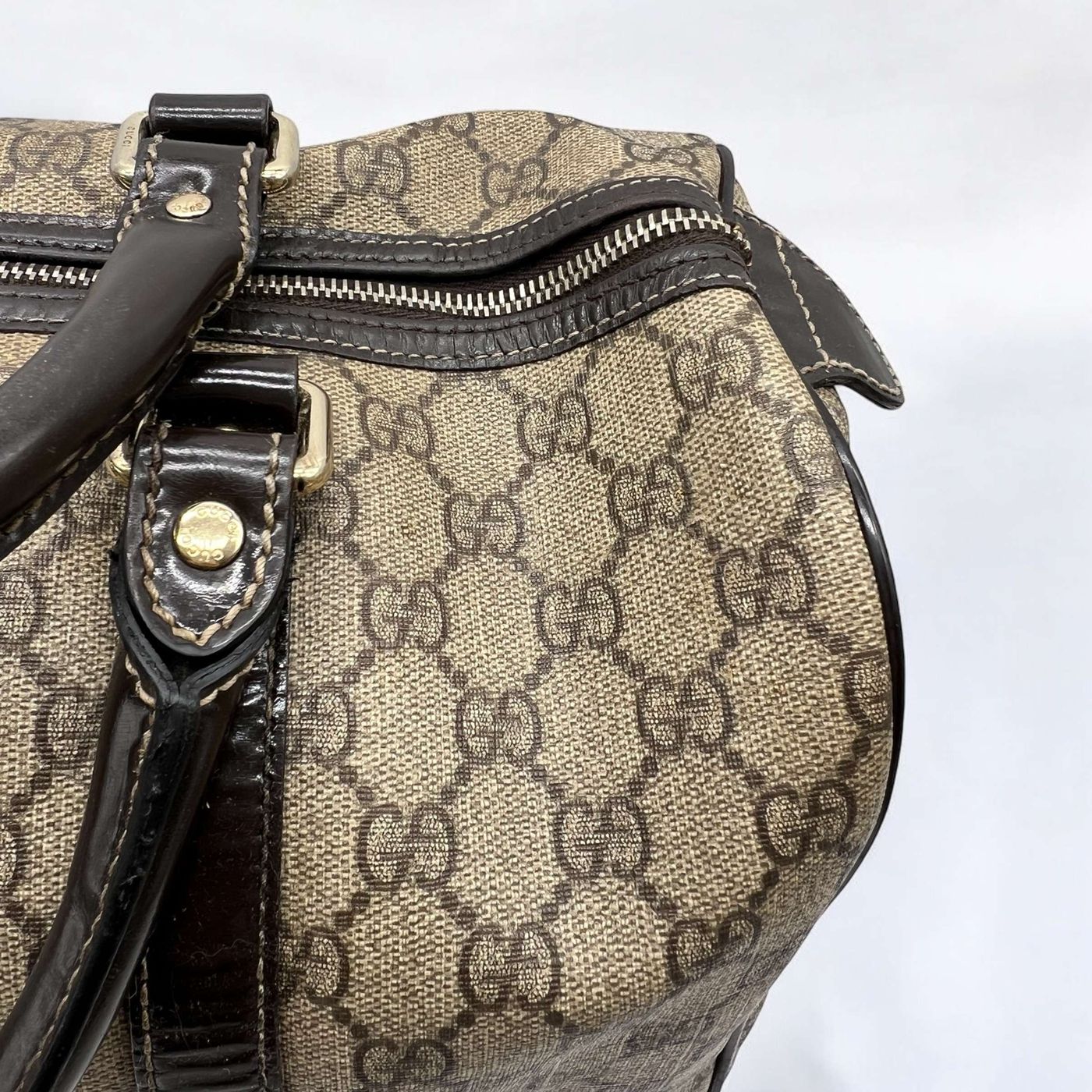 Sac à main Gucci Boston en toile monogram – Image 11