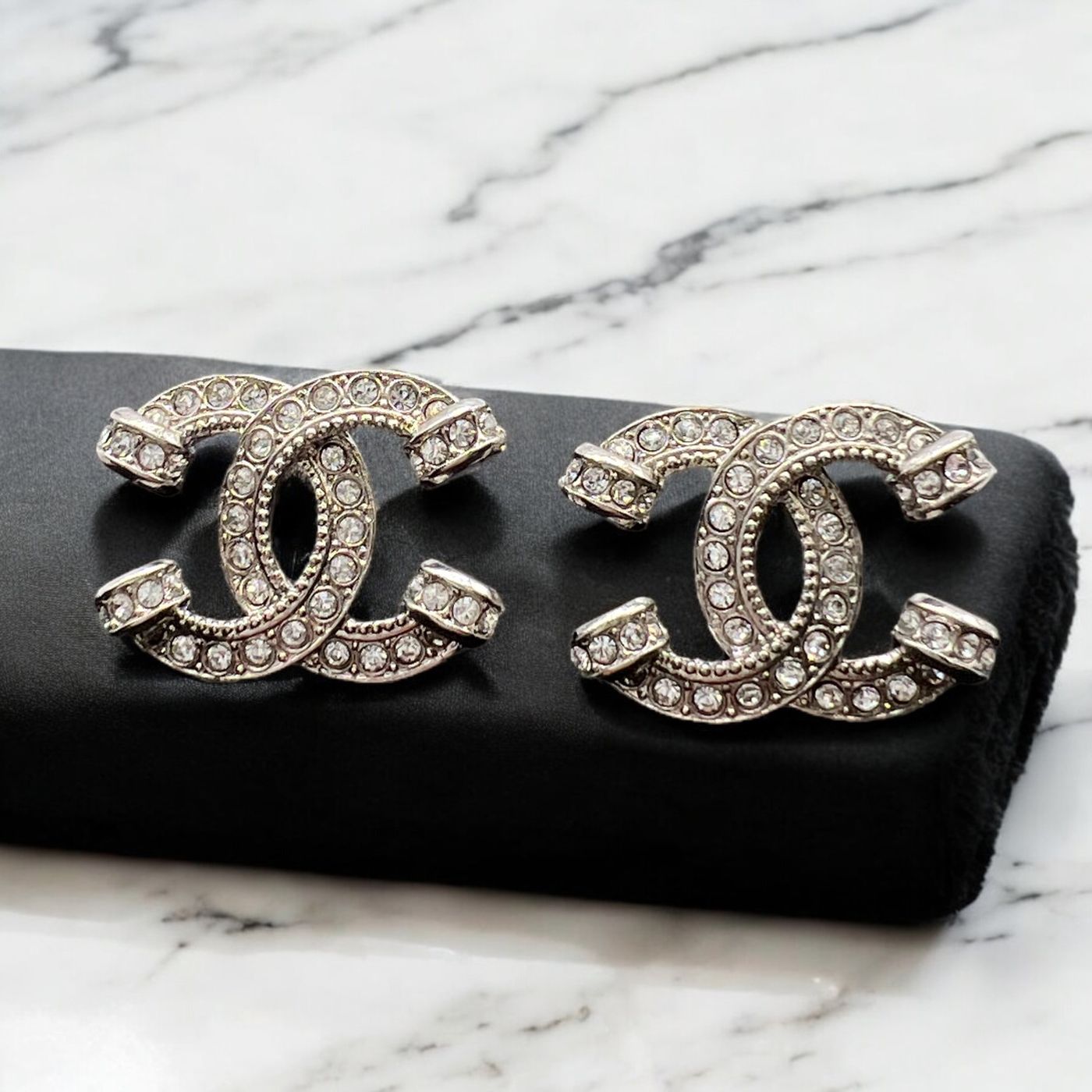 Boucles d'oreilles Chanel – Image 2
