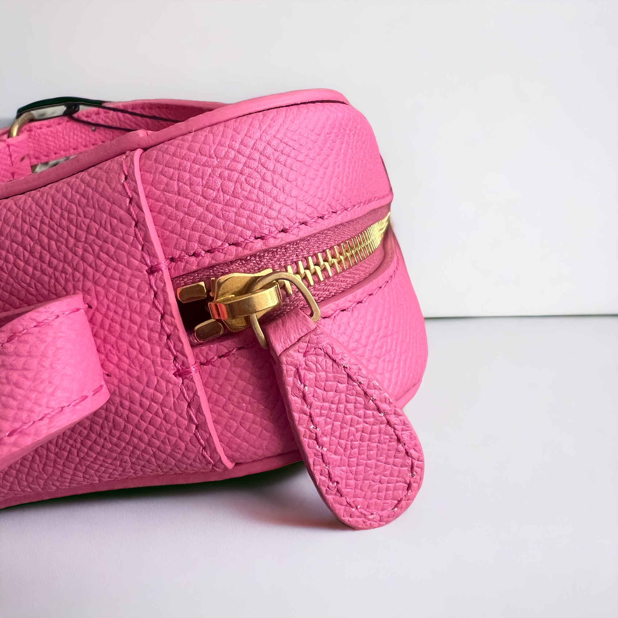 Sac Balenciaga camera rose – Image 6