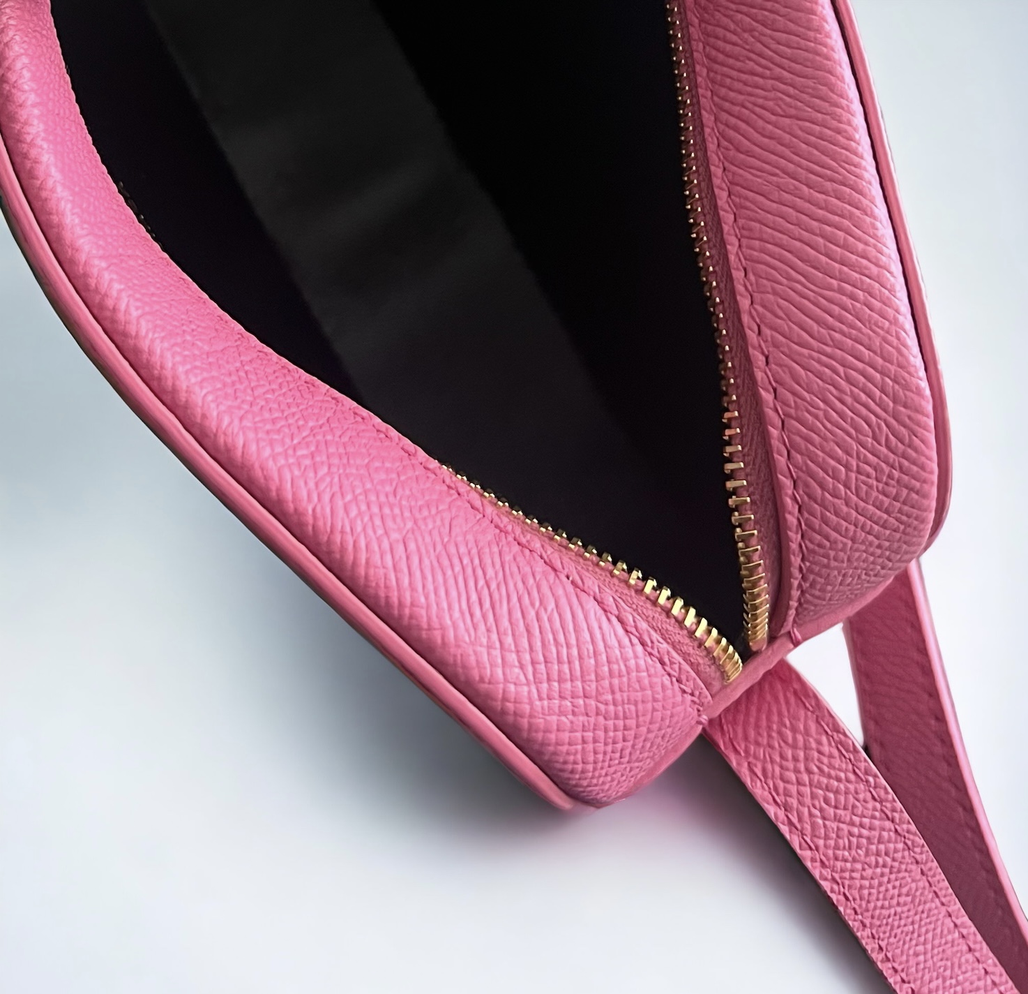 Sac Balenciaga camera rose – Image 11