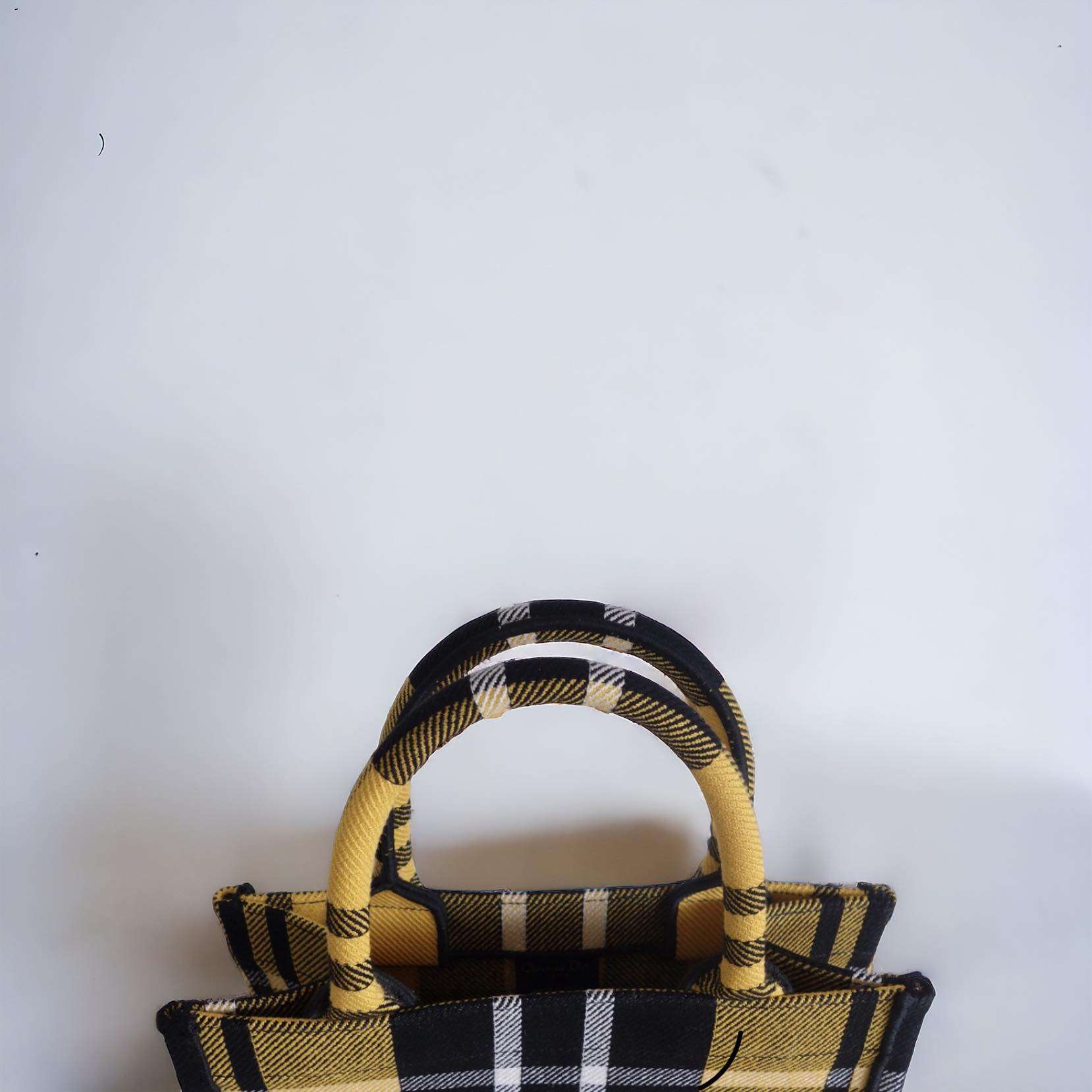 Sac book tote Dior jaune – Image 7