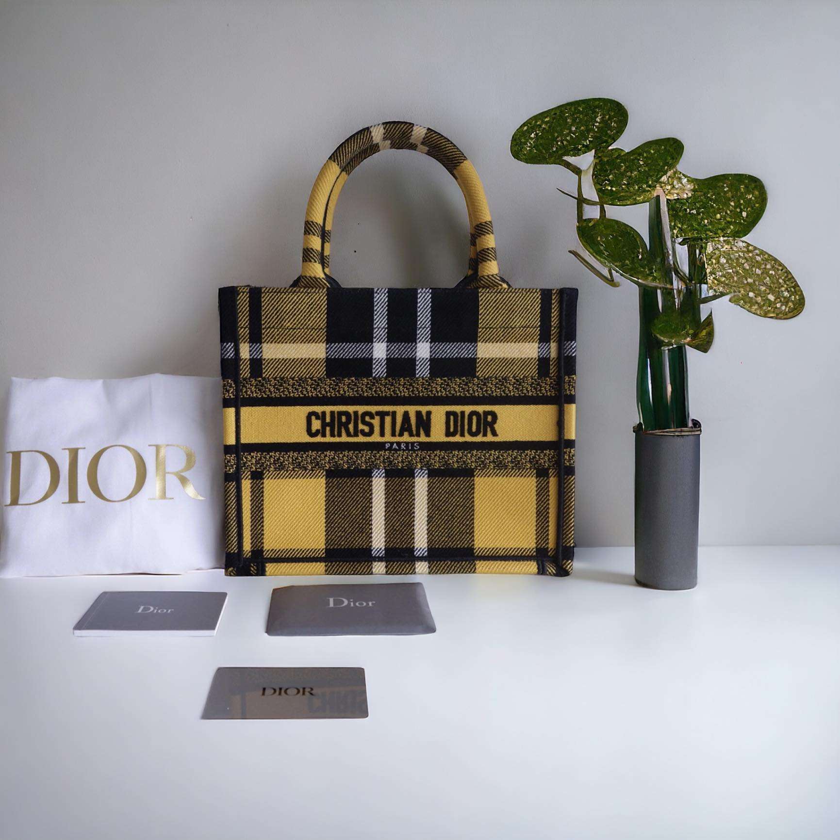 Sac book tote Dior jaune – Image 2