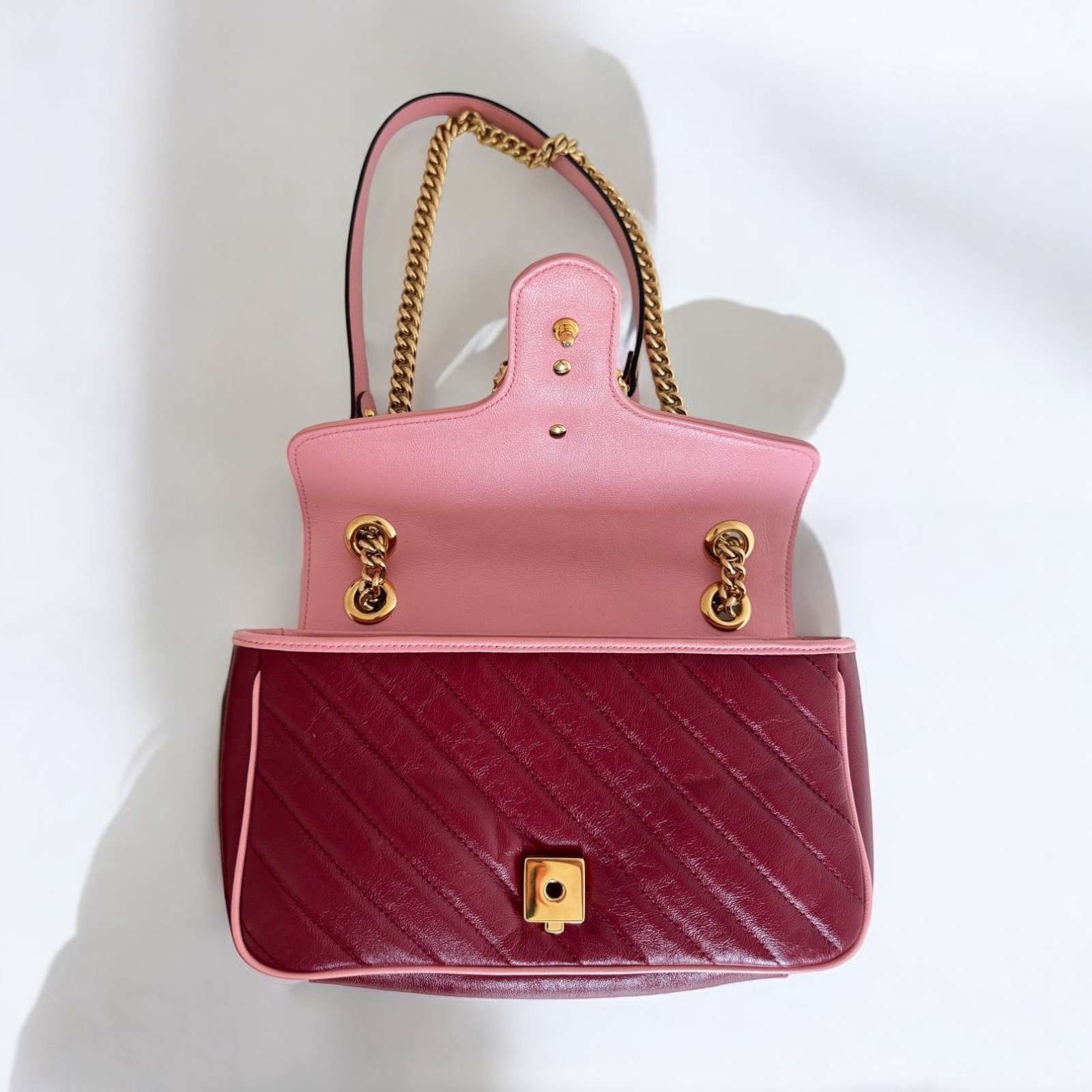 Sac bandoulière Marmont Gucci Bordeaux et rose – Image 12